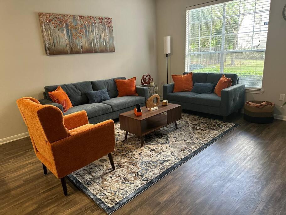 Devine Livings At Hermann Park Apartment Houston Exterior photo